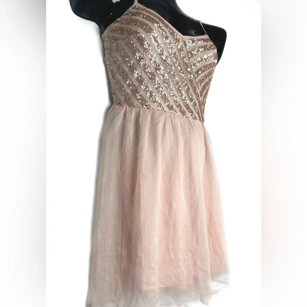 Hollister Sequin Dress - Picture 4 of 6